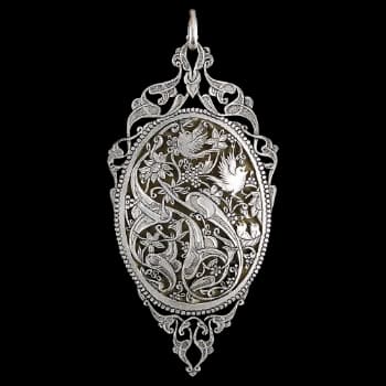 گردنبند شبکه بری و قلمزنی