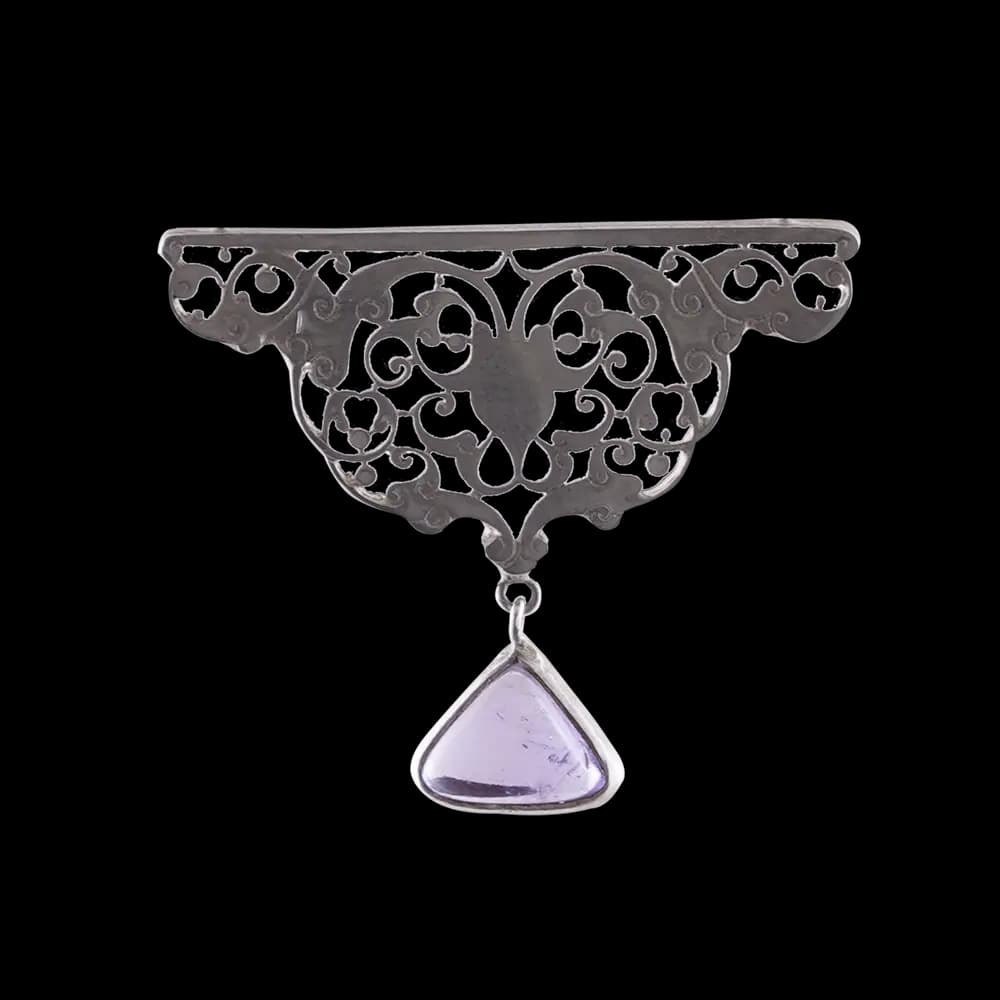 گردنبند شبکه بری و قلمزنی